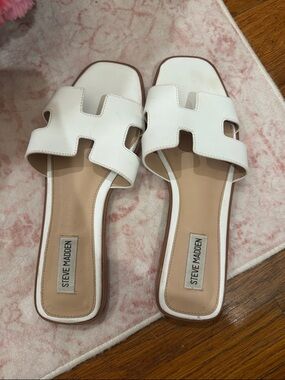 Steve Madden White Cutout Slide Mules